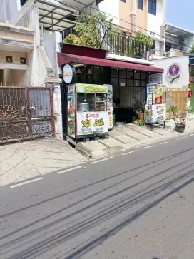 Kamar Kost Putri Tengah Kota Jakarta