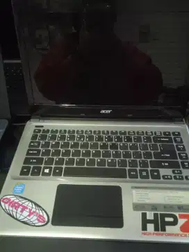 Bu jual Acer Aspire E1-410 Celeron 2gb / 320gb