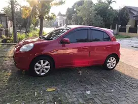 Nissan March 2011 Bensin