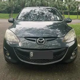 MAZDA 2 R 2011 SDN ABU2 MET BAGUS MULUS ISTIMEWA GA ADA PR SIAP PAKAI