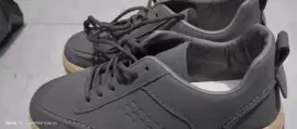 Sepatu Yongki Komaladi