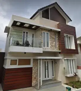 vila Mewah kota batu view 360 derajat pegunungan dan kota