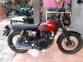 Kawasaki W175 Cafe full original