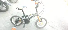 Sepeda Anak roda 4