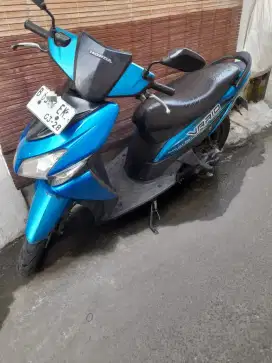 Bismilah jual vario karbu th 2008