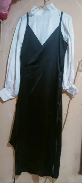 One set dres satin