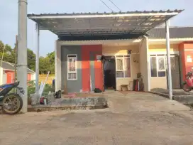 Kanopi baja ringan
