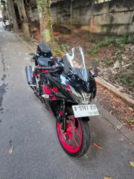 Suzuki GSX 150R tahun 2018 pajak hidup KM low