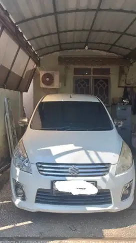 DI JUAL MOBIL ERTIGA 2013