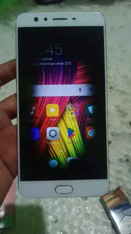 Oppo F3 plus 4G 4/64 layar 6 inchi minus lcd