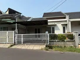 Rumah jalan utama VILA Dago Tol
