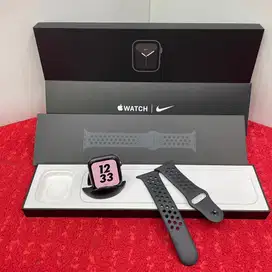 Apple watch Series SE 1 44mm Nike
