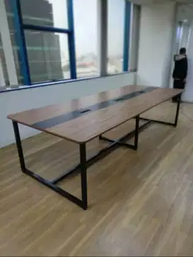 Meja meeting / Meja Kerja / Meja Kantor