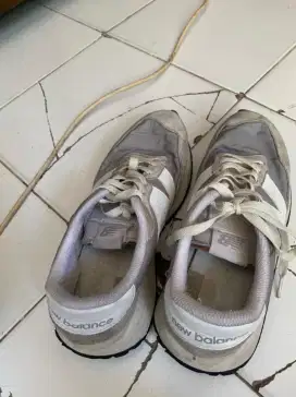 Sepatu new balance UK 41