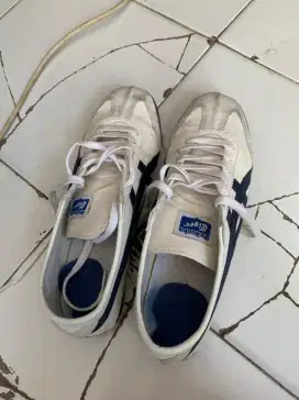 Sepatu onitsuka Tiger UK 41