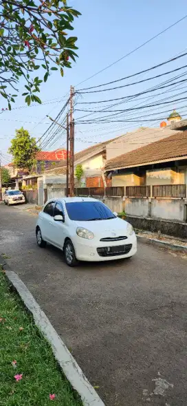Nissan March 1.2L MT 2012