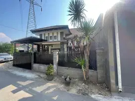 Disewakan Rumah Tahunan 3 Kamar Full AC di Kandang Perahu Estate