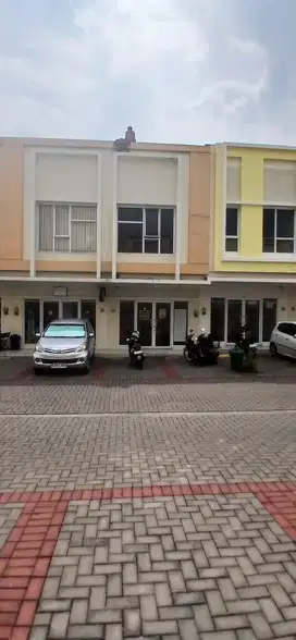 disewakan ruko pisa grande 2 lantai gading serpong tangerang