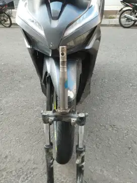 Dijual segitiga plus shock breaker, original copotan
