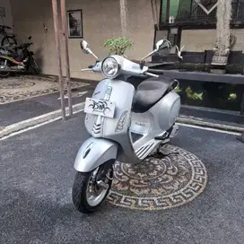 Piaggio Vespa Primavera 150 i-get ABS 2018