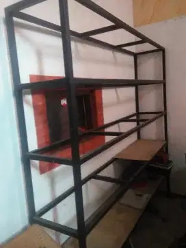 Rak multifungsi