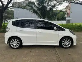 Honda Jazz RS 2014 GE8 CASH record tangan pertama siap pakai