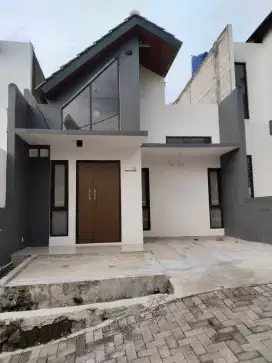 Rumah baru siap huni bisa KPR di cluster Cipadung Ujungberung Bandung