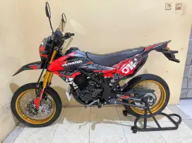 KLX SM SE 2024.