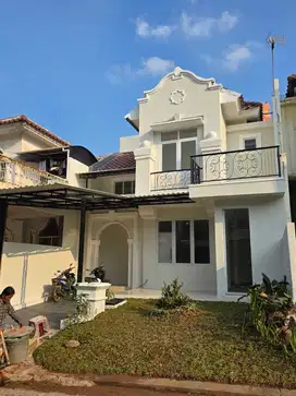 Di Jual Cepat Rumah Cantik Siap Huni Like New. Legenda Wisata Cibubur.