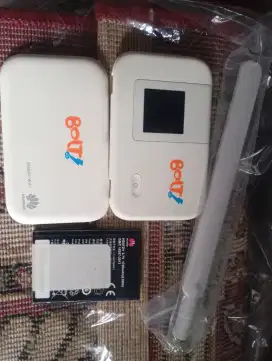 Modem Wifi Bolt Slim1 Huawei E5372s MiFi, semua kartu 4G LTE B8'900Mhz