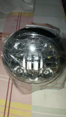 1 set batok +lampu LED ukuran 5,75 inch