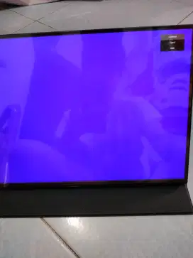 Monitor portable gaming like new