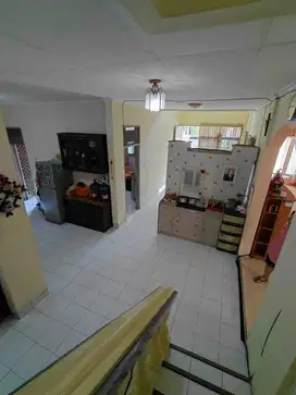 Rumah 2 Lantai Bagus Siap Huni Di Harapan Indah Bekasi