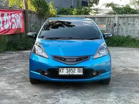 JAZZ RS 2009 A/T Dp Dari 3 jta