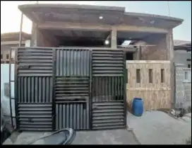 Di jual, Rumah di Perum Mega Regency (sudah renov depan & belakang)