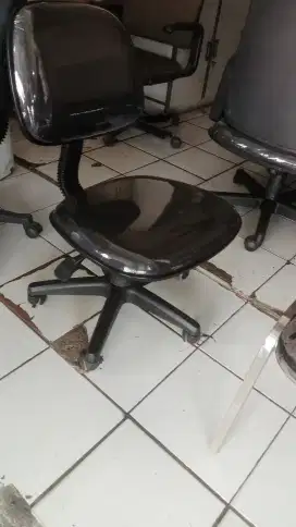 Kursi kantor sekrtrs