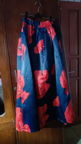 Rok Motif Bunga