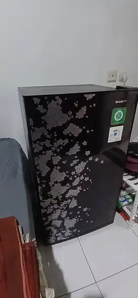 Kulkas Sharp 1 pintu jual cepat