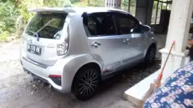 Dijual mobil pribadi Daihatsu sirion 2016