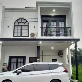 Rumah Trend Eropa dekat Mako Brimob & Kampus UI Depok - Terlaris!!