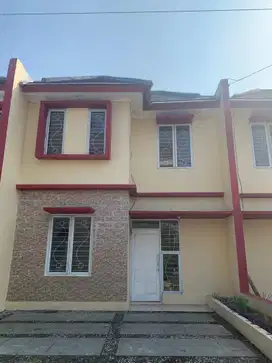 Rmh 2 lantai di cluster terbaik yang pernah ada