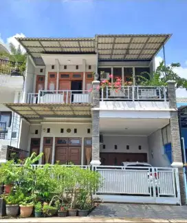 Rumah minimalis 2 lantai termurah siap huni di harapan indah bekasi