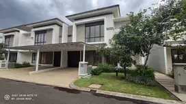 Dijual Rumah Cluster Btari Jalan Utama di Summarecon Bandung
