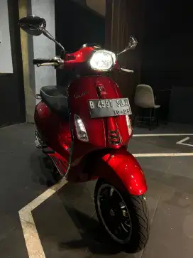 Warna paling terfavorit merah glossy
