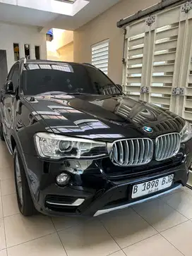 BMW X3 xDrive20i AT 2017/2018-low KM. Record BMW Astra