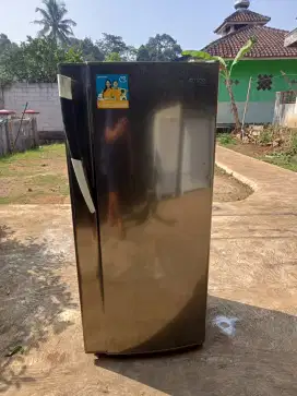 Jual Kulkas Sharp