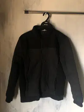 Jaket outdoor max ori