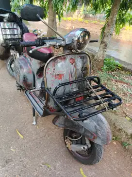 Dijual vespa sprint bagol 76