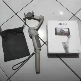 DJI Om 4 Gimbal Stabilizer Smartphone/HP