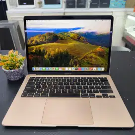 Macbook air M1 2020 8gb 256gb Fullset ada box Silver